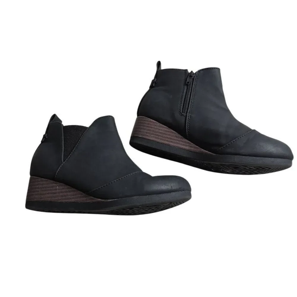 Toms Black Boots 13.5